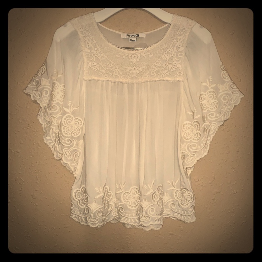 🌼🌼🌼Cream boho embroidered blouse🌼🌼🌼